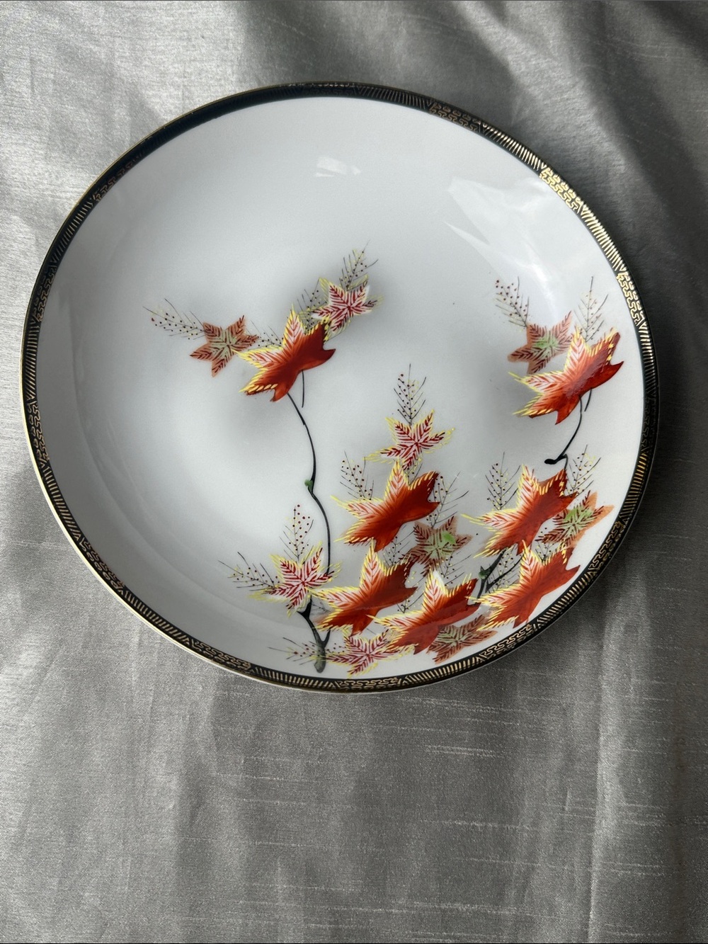 Kutani Japan Porcelainware Momiji Pattern With Gold Trim-Hand painted Bowl